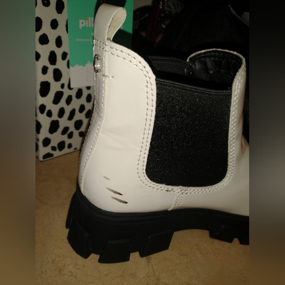 Ladies boots - Picture 5 of 6